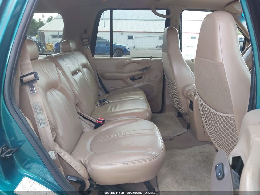 1998 Ford Expedition Eddie Bauer/Xlt VIN: 1FMRU18W0WLB59775 Lot: 43311199