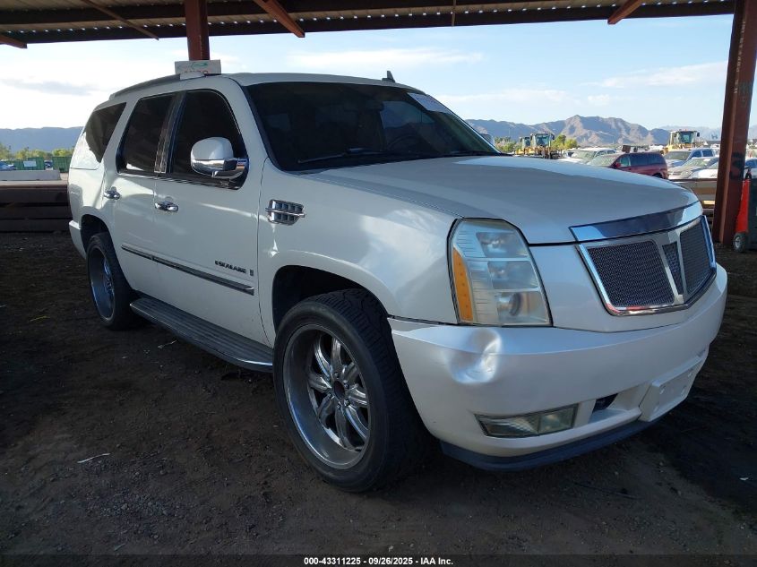 2008 Cadillac Escalade Standard VIN: 1GYEC63808R114602 Lot: 43311225