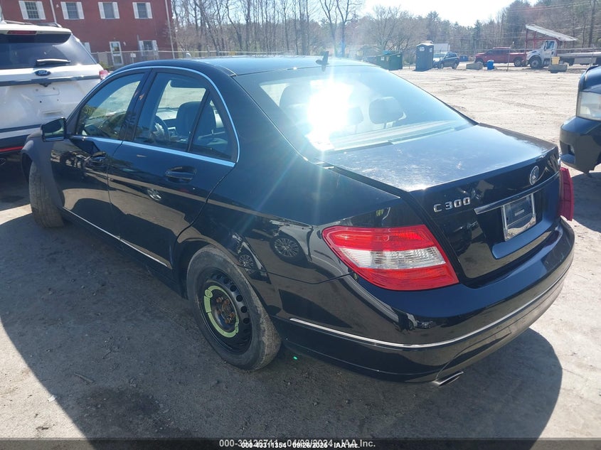 2011 Mercedes-Benz C 300 Luxury 4Matic/Sport 4Matic