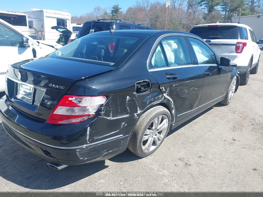 2011 Mercedes-Benz C 300 Luxury 4Matic/Sport 4Matic