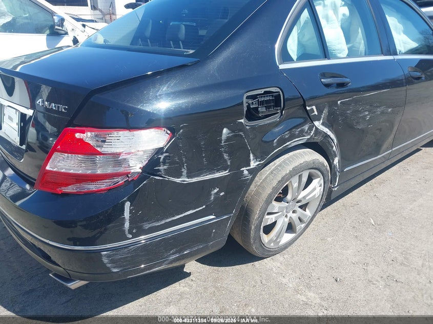 2011 Mercedes-Benz C 300 Luxury 4Matic/Sport 4Matic VIN: WDDGF8BB0BR166744 Lot: 43311354