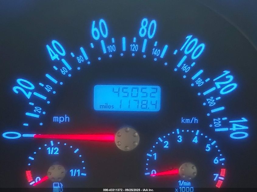 2004 Volkswagen New Beetle Gls VIN: 3VWCM31Y44M327136 Lot: 43311372