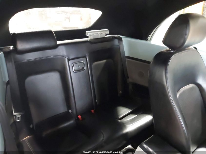 2004 Volkswagen New Beetle Gls VIN: 3VWCM31Y44M327136 Lot: 43311372