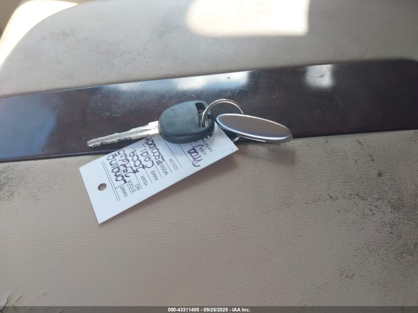 2009 Cadillac Escalade Standard VIN: 1GYFC23279R211273 Lot: 43311405