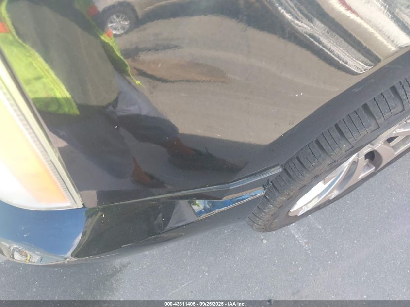 2009 Cadillac Escalade Standard VIN: 1GYFC23279R211273 Lot: 43311405