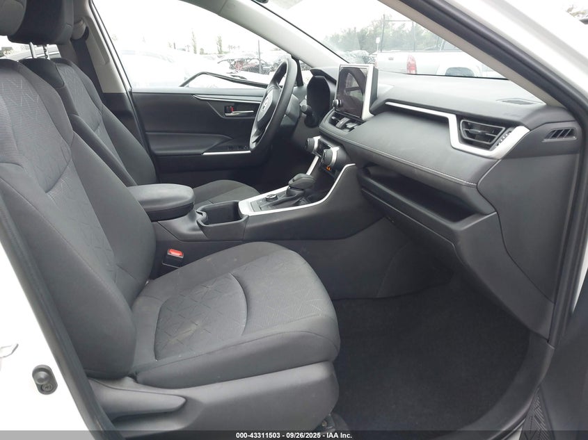 VIN 4T3RWRFV5RU145346 2024 TOYOTA RAV4 HYBRID XLE