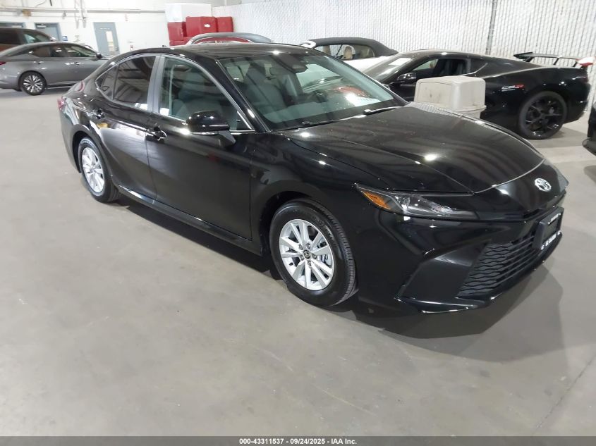 TOYOTA CAMRY LE