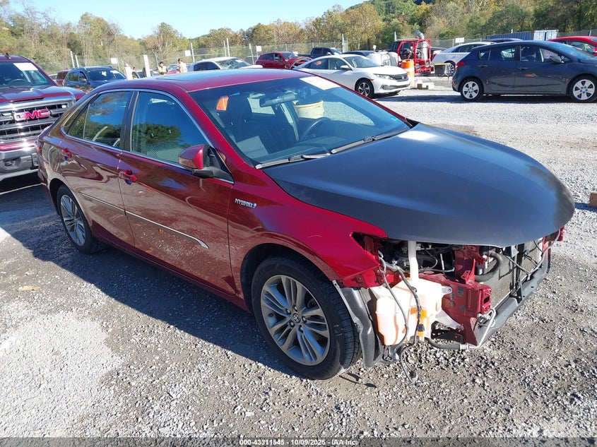 TOYOTA CAMRY HYBRID SE