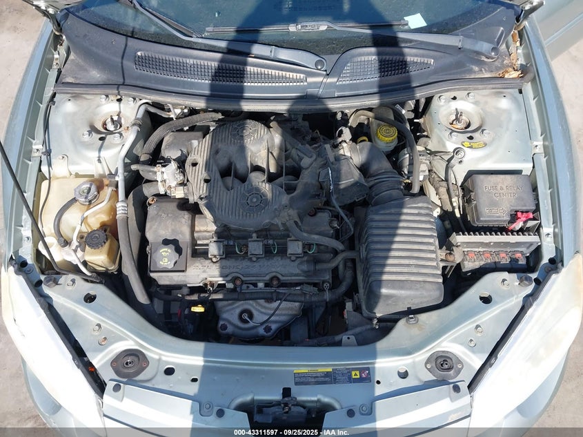 2005 Chrysler Sebring Touring VIN: 1C3EL55R15N684945 Lot: 43311597