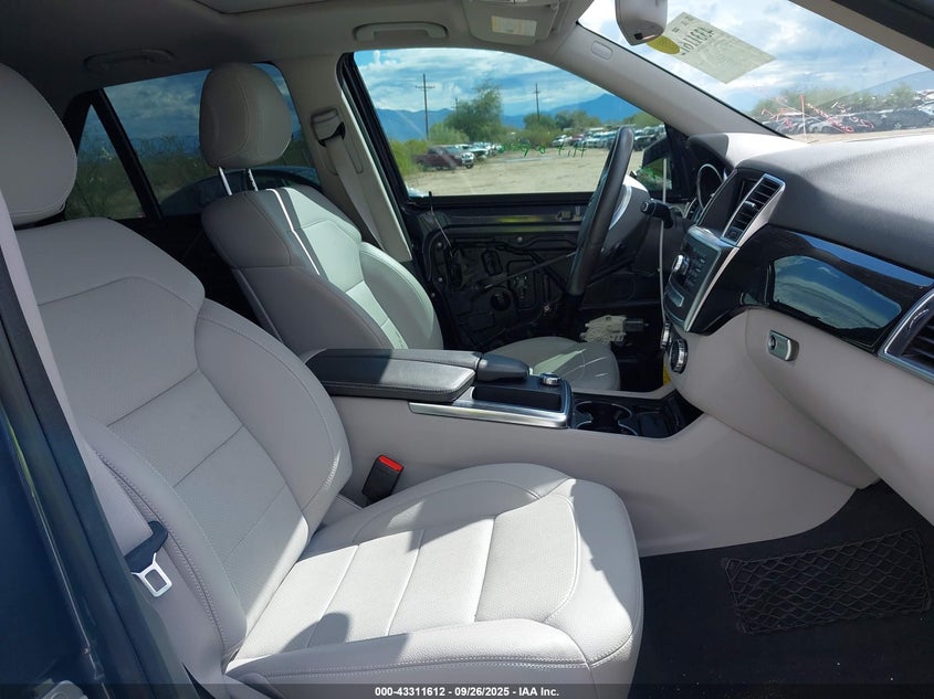 2015 MERCEDES-BENZ ML 350 - 4JGDA5JB0FA615707