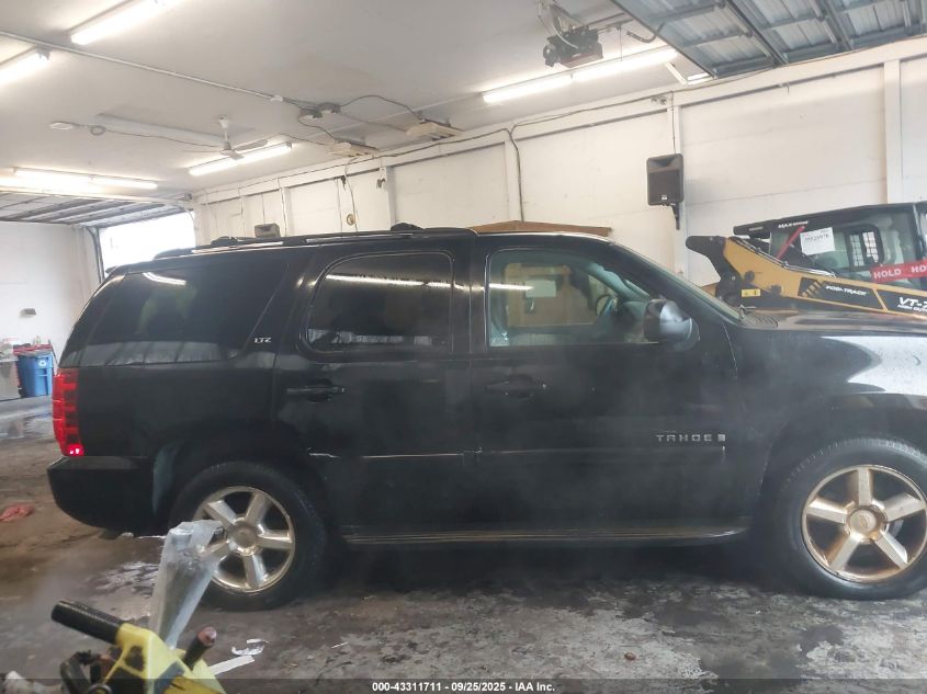 2007 Chevrolet Tahoe Ltz VIN: 1GNFK13077J152049 Lot: 43311711