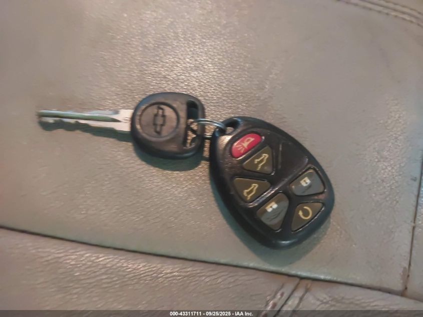 2007 Chevrolet Tahoe Ltz VIN: 1GNFK13077J152049 Lot: 43311711