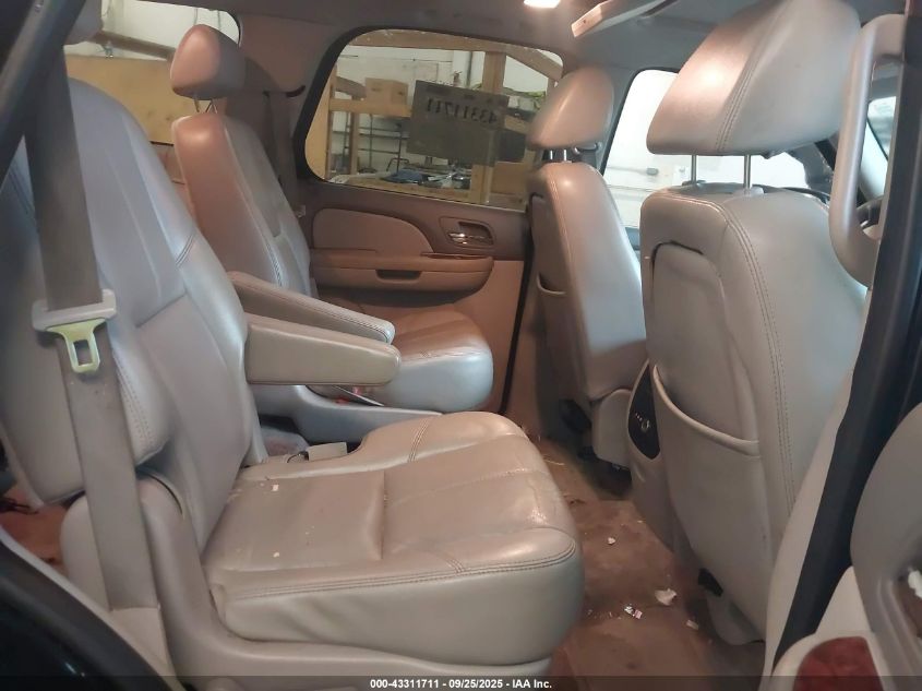 2007 Chevrolet Tahoe Ltz VIN: 1GNFK13077J152049 Lot: 43311711