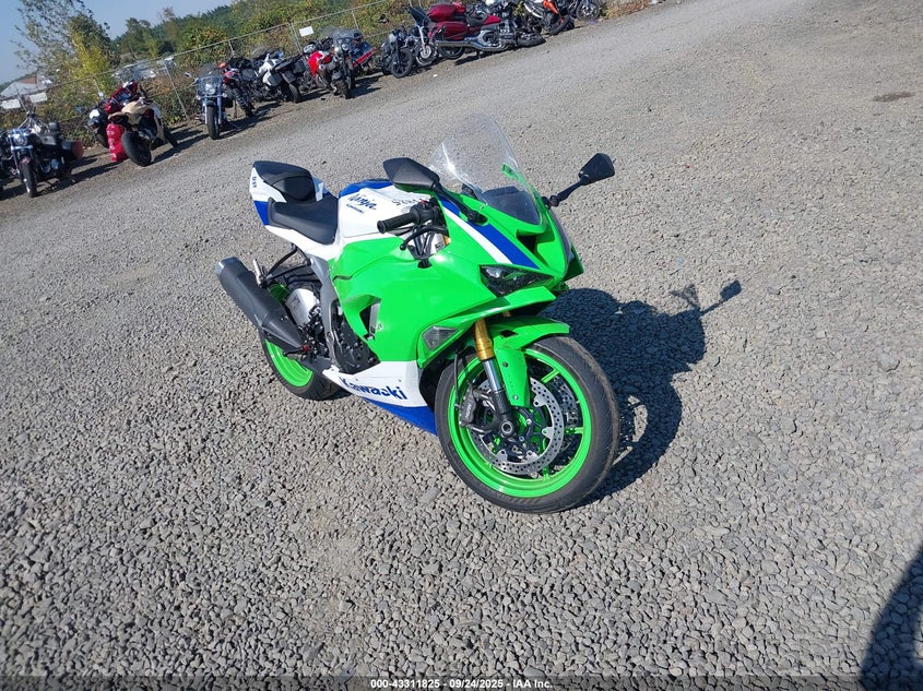JKBZXJJ18RA005475 2024 KAWASAKI ZX photo no. 17