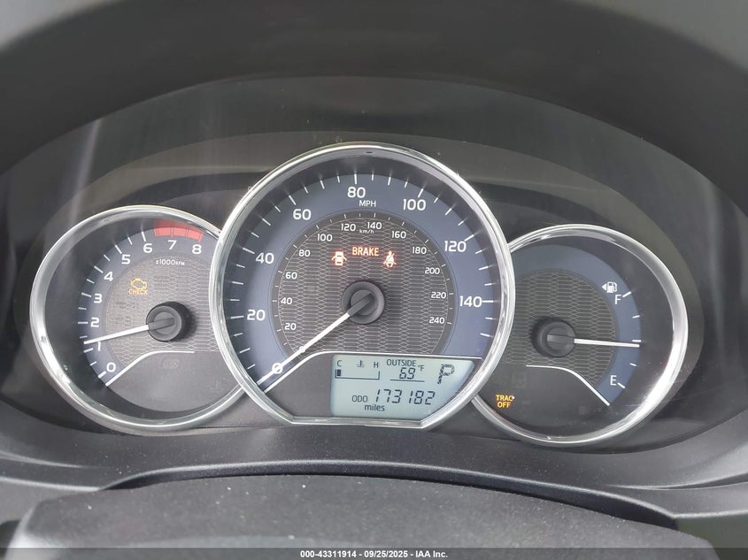 2014 Toyota Corolla L VIN: 5YFBURHE6EP135482 Lot: 43311914