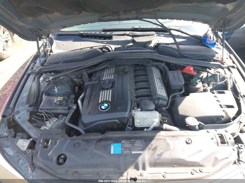 2008 BMW 528I VIN: WBANU53578CT18817 Lot: 43311923