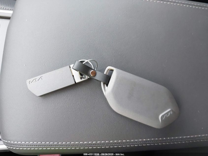 2026 Kia Sorento S VIN: 5XYRLDJC8TG409103 Lot: 43311936