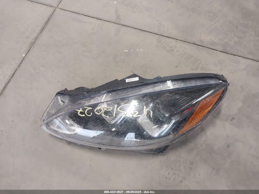 2021 Ford Escape Se VIN: 1FMCU9G62MUB16360 Lot: 43312027