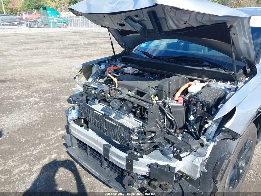 2025 HONDA CR-V HYBRID SPORT - 7FARS6H52SE092130