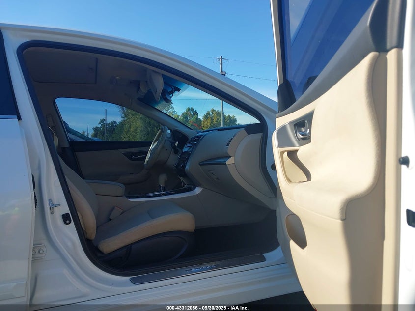 2015 Nissan Altima 2.5 Sv VIN: 1N4AL3AP4FC147816 Lot: 43312056