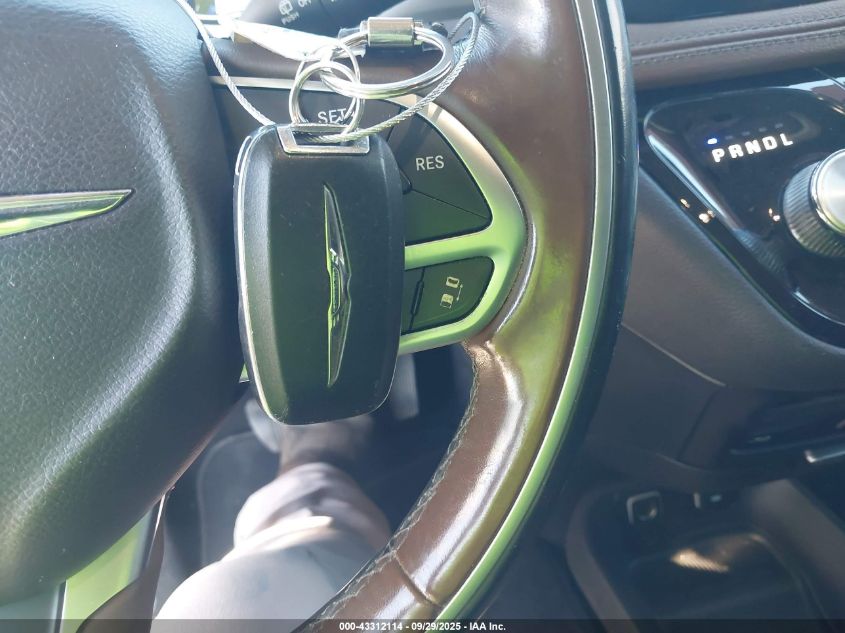 2017 Chrysler Pacifica Limited VIN: 2C4RC1GG0HR584196 Lot: 43312114