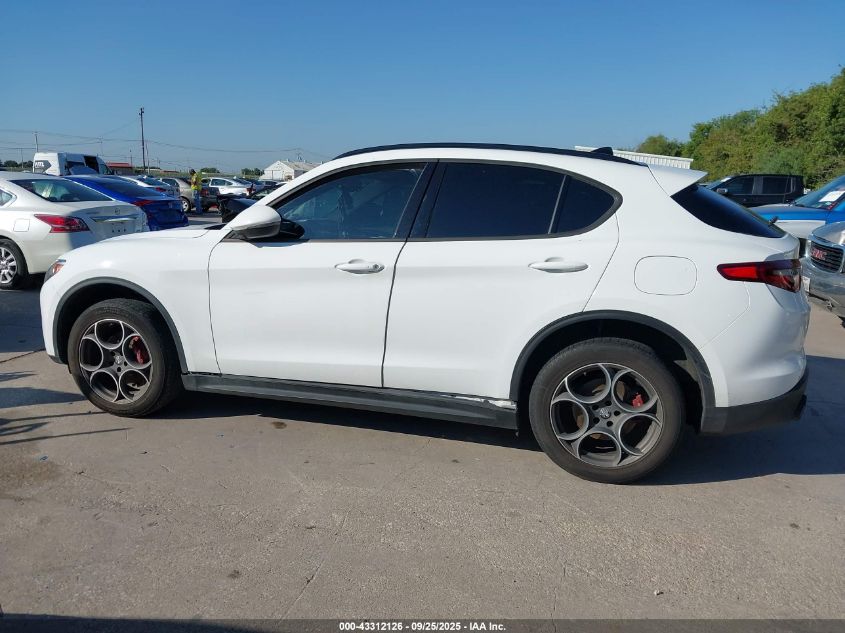 2022 Alfa Romeo Stelvio Sprint Rwd VIN: ZASPAJAN9N7D24551 Lot: 43312126