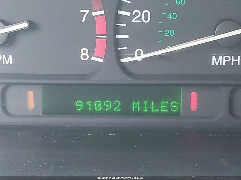 2001 Jaguar S-Type 4.0L V8 VIN: SAJDA01P21GM04972 Lot: 43312128