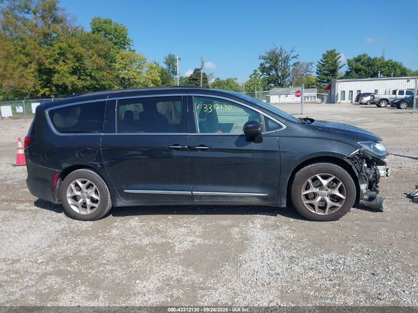 2017 Chrysler Pacifica Touring-L VIN: 2C4RC1BG4HR668027 Lot: 43312130