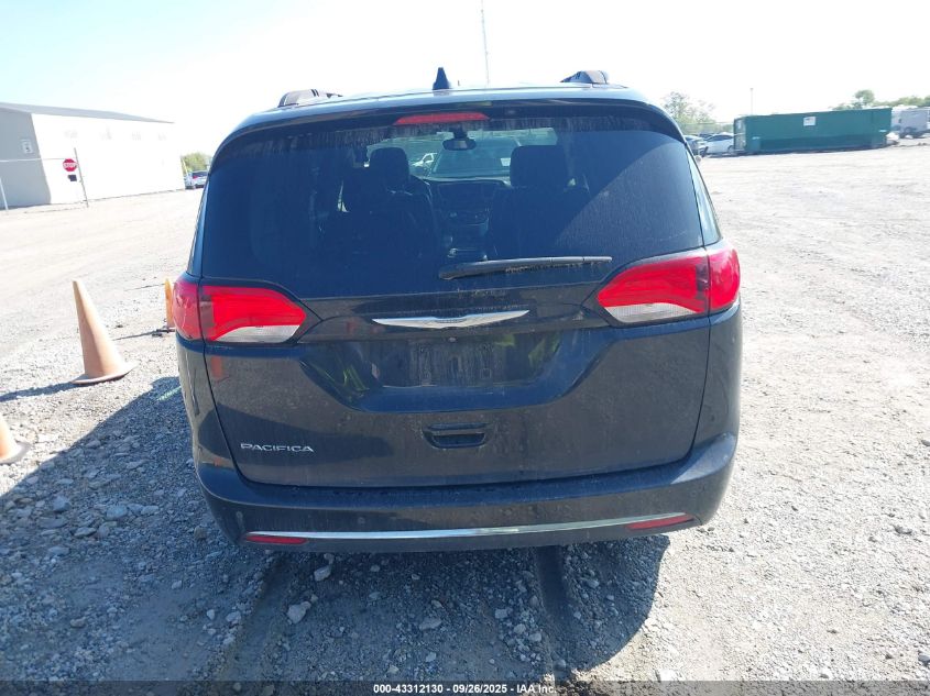 2017 Chrysler Pacifica Touring-L VIN: 2C4RC1BG4HR668027 Lot: 43312130