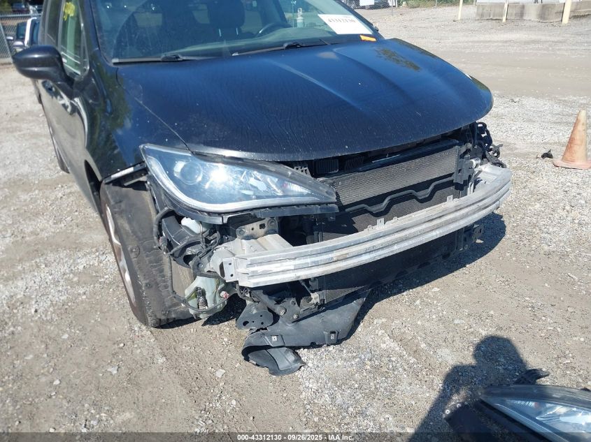 2017 Chrysler Pacifica Touring-L VIN: 2C4RC1BG4HR668027 Lot: 43312130