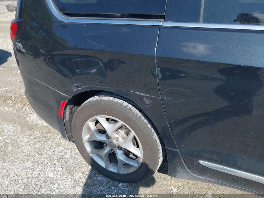 2017 Chrysler Pacifica Touring-L VIN: 2C4RC1BG4HR668027 Lot: 43312130