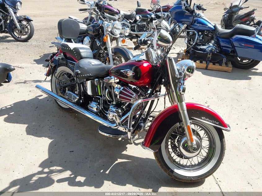 2012 HARLEY-DAVIDSON FLSTC HERITAGE SOFTAIL CLASSIC - 1HD1BWV18CB040515