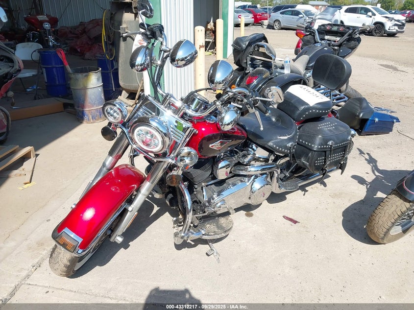 1HD1BWV18CB040515 2012 HARLEY-DAVIDSON SOFTAIL photo no. 2
