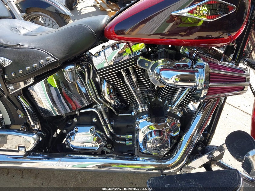 2012 Harley-Davidson Flstc Heritage Softail Classic VIN: 1HD1BWV18CB040515 Lot: 43312217