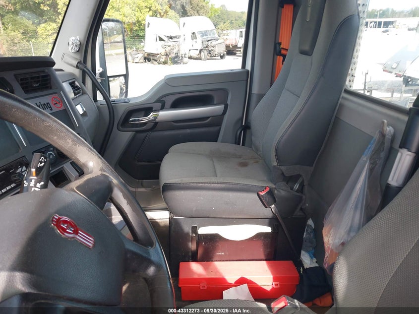 2020 KENWORTH T680 auction photo 6