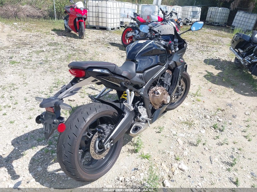 2021 HONDA CBR650 RA - MLHRH0150M5200294