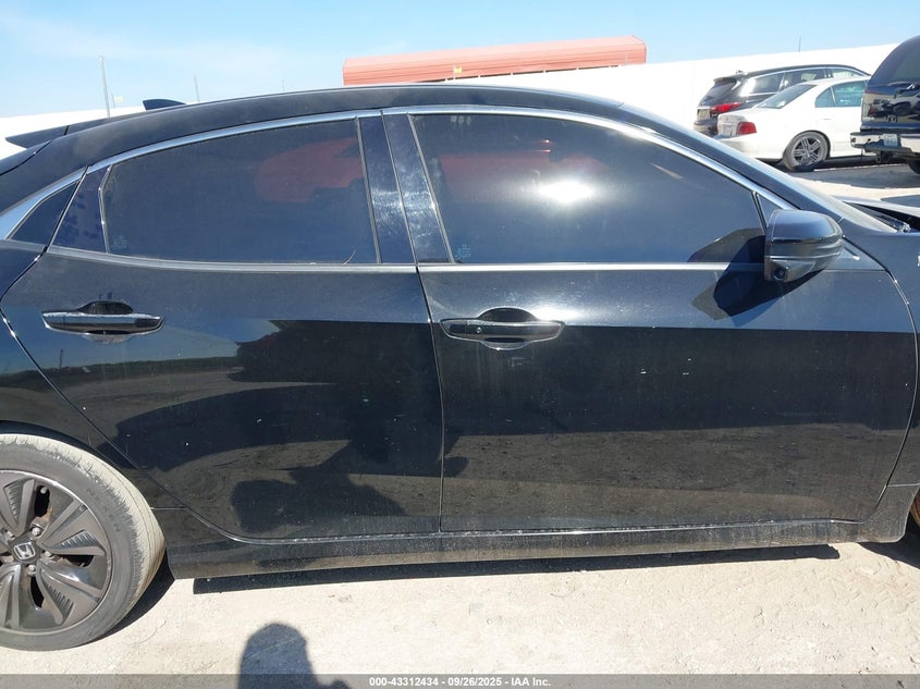 2018 HONDA CIVIC EX - SHHFK7H51JU402141