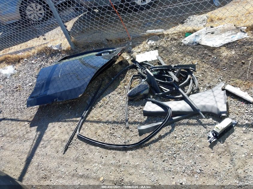 2018 Toyota Corolla Se VIN: 2T1BURHE0JC970245 Lot: 43312501