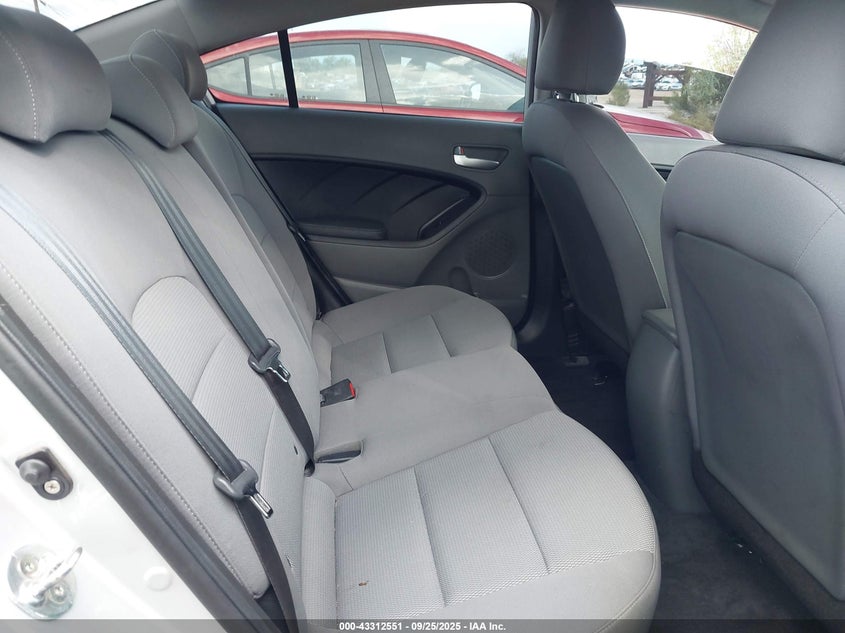 2017 KIA FORTE LX - 3KPFK4A76HE161026