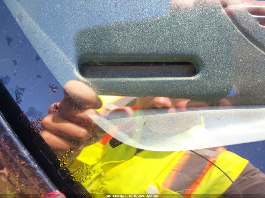 2000 Dodge Grand Caravan Se VIN: 1B4GP44G7YB726329 Lot: 43312570