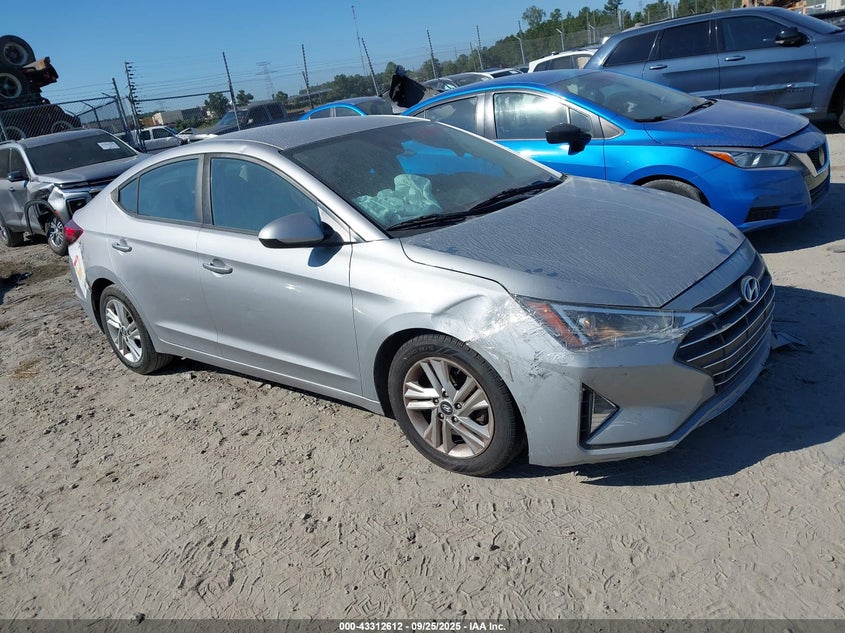 2020 HYUNDAI ELANTRA SEL - 5NPD84LF4LH557020