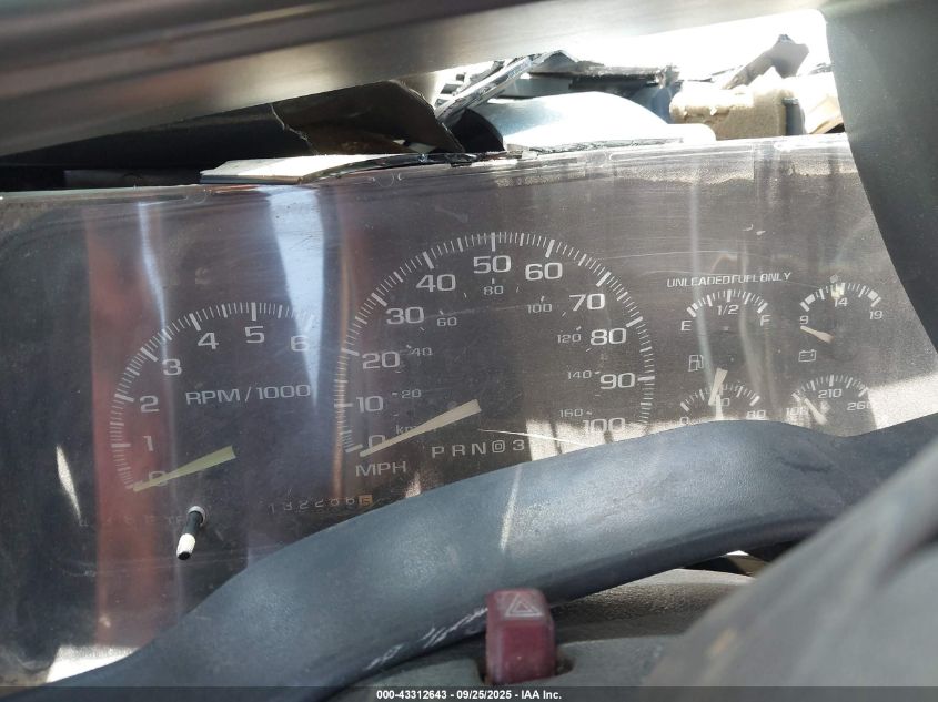 1999 Chevrolet C2500 VIN: 1GCGC24R8XR707587 Lot: 43312643