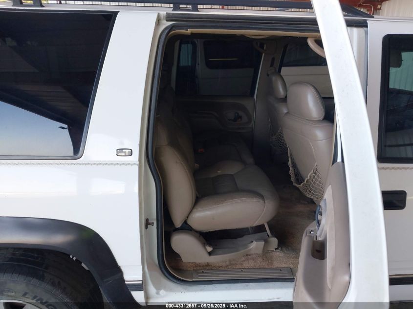 1997 Chevrolet Suburban 1500 VIN: 1GNFK16R8VJ373571 Lot: 43312657