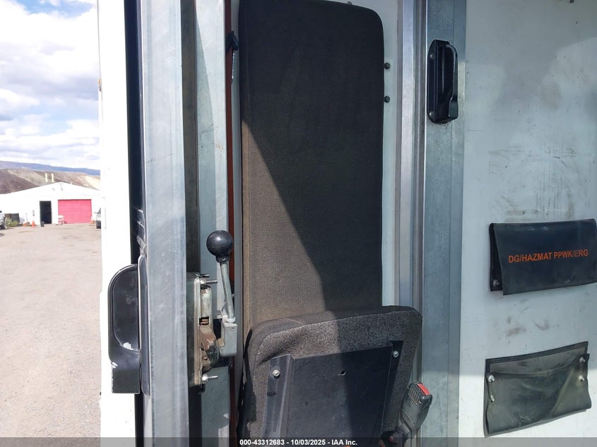 2014 Isuzu Commercial Van VIN: JALB4T177E7W00389 Lot: 43312683