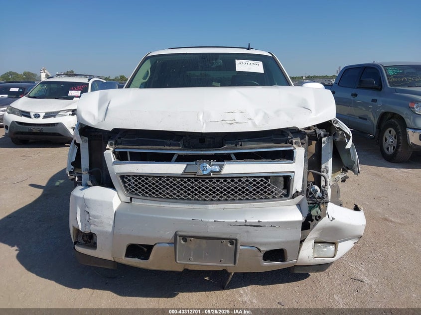 2008 Chevrolet Tahoe Lt VIN: 1GNFC13088R161276 Lot: 43312701