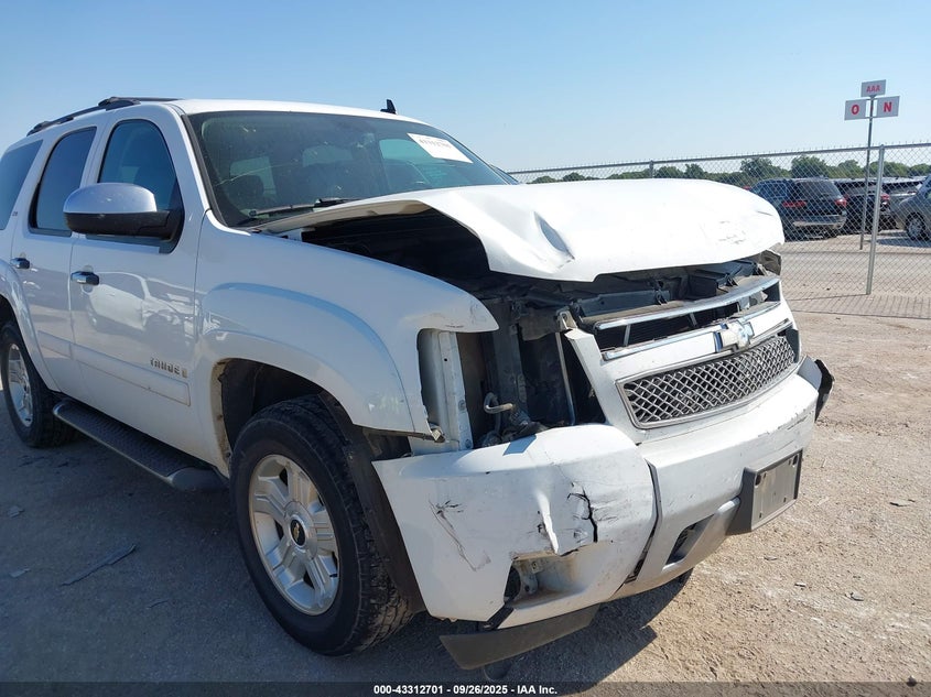 2008 Chevrolet Tahoe Lt VIN: 1GNFC13088R161276 Lot: 43312701