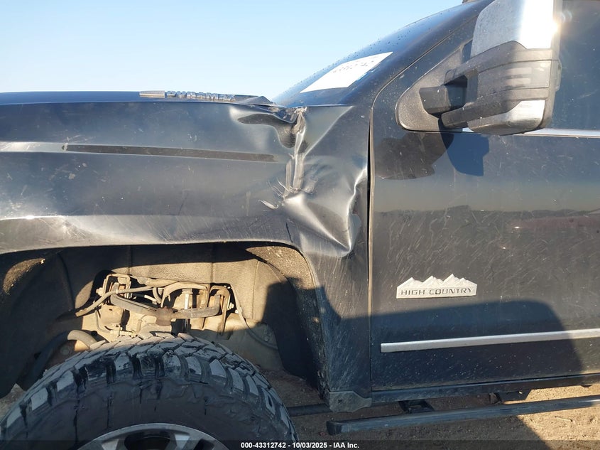 2015 CHEVROLET SILVERADO 2500HD HIGH COUNTRY - 1GC1KXE8XFF629549