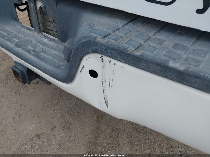 2008 Toyota Tundra Sr5 5.7L V8 VIN: 5TFRV54148X055160 Lot: 43312822