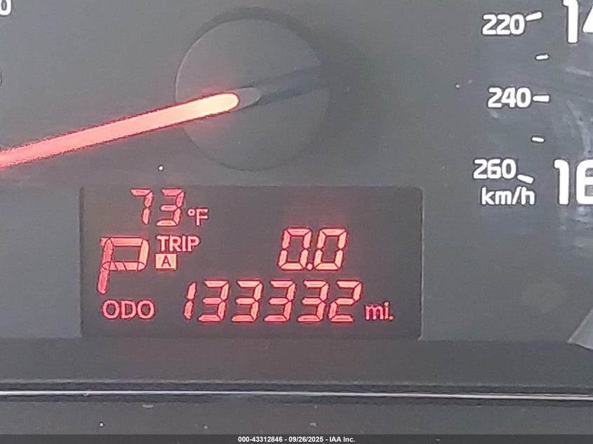 2015 KIA SORENTO LX - 5XYKTCA65FG584192