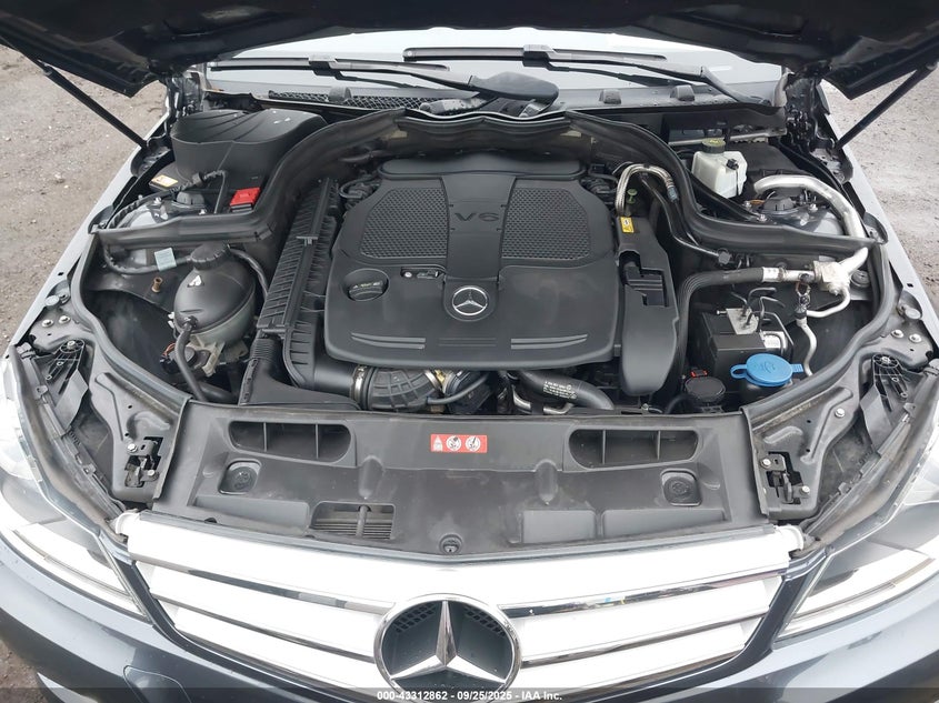 2013 MERCEDES-BENZ C 300 SPORT 4MATIC - WDDGF8AB7DR291776